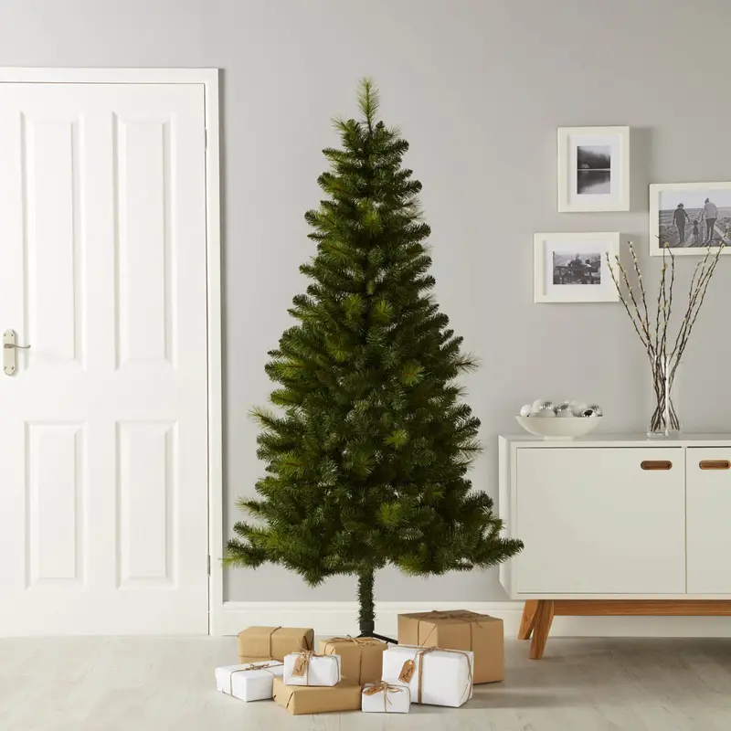 6Ft Artificial Christmas Tree – Full Green Natural-Look Design With Hooked Branches 1