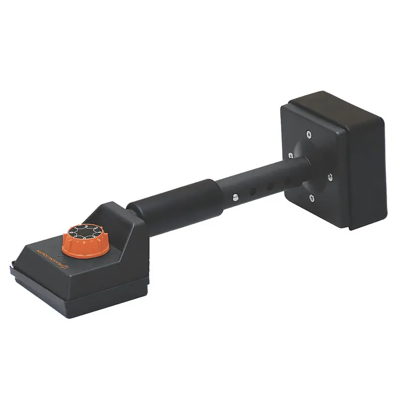 Adjustable Carpet Knee Kicker – Steel Body With 16 Pins And 8 Depth Settings 1