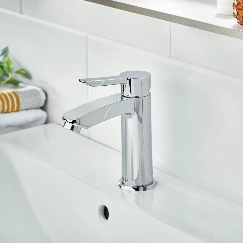 Apelo Polished Chrome Basin Mixer Tap – Modern Round Single-Lever Design 1