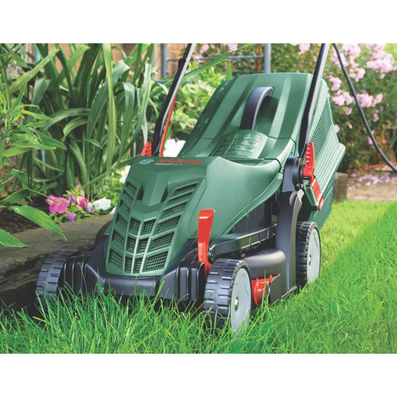 Bosch Rotak 1300 Corded Electric Lawnmower – 34 Cm Cutting Width, 40-Litre Grass Box, 230 V 2