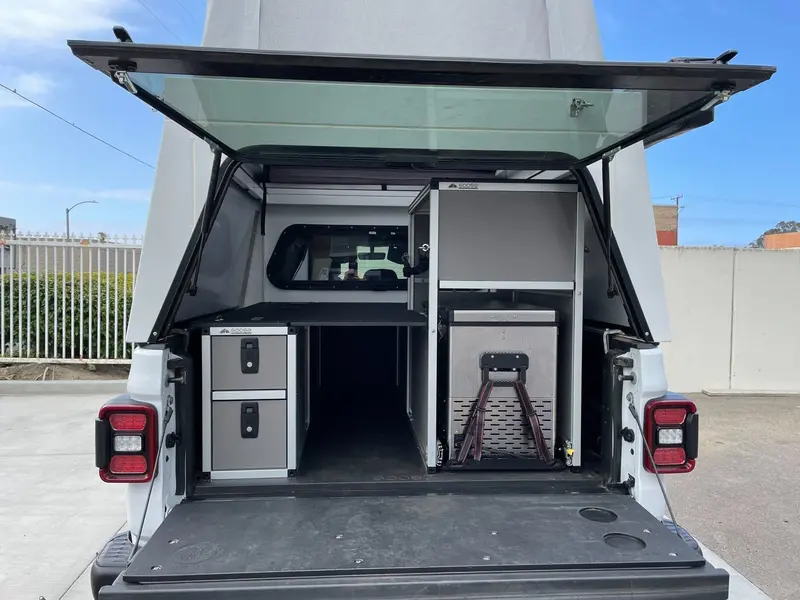 Goose Gear Toyota Tacoma Camper System (2005–2023) – 5' Bed Plate Mount Kit 1