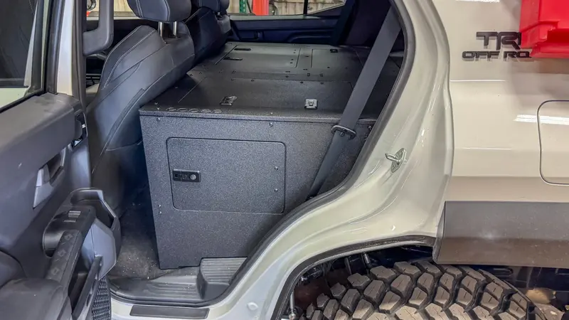 Toyota 4Runner Hybrid Explore Series Seat Delete Kit (2025+, 6Th Gen) 1