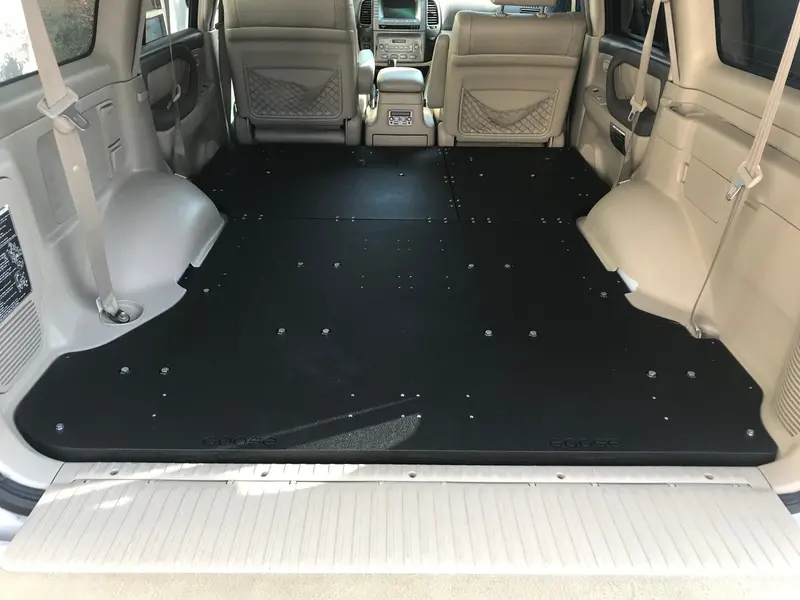 Toyota Land Cruiser 100 Series (1998–2007) Stealth Sleep Kit – Streamlined Overnight Setup 1